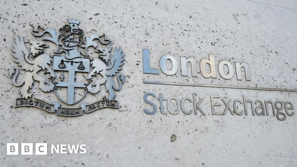 Six held over plot to disrupt London Stock Exchange