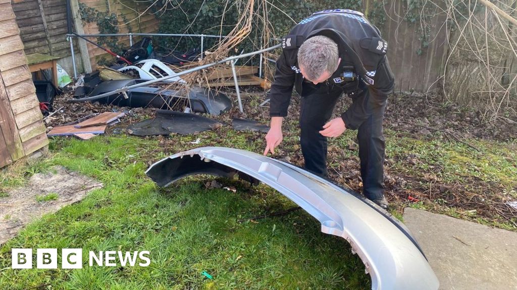 Birmingham car stripping: Parts found in raid at suspect's home - BBC News