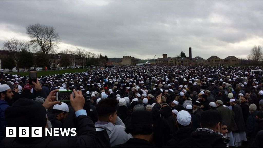 Hafiz Patel, influential British Muslim leader, dies at 92 BBC News