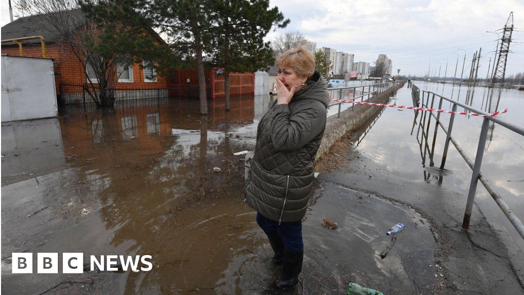 A колосално количество вода се движи към руския град Курган