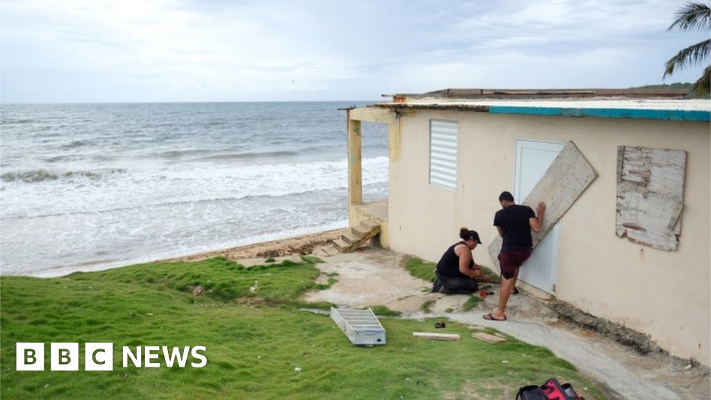 Hurricane Dorian Grazes Puerto Rico