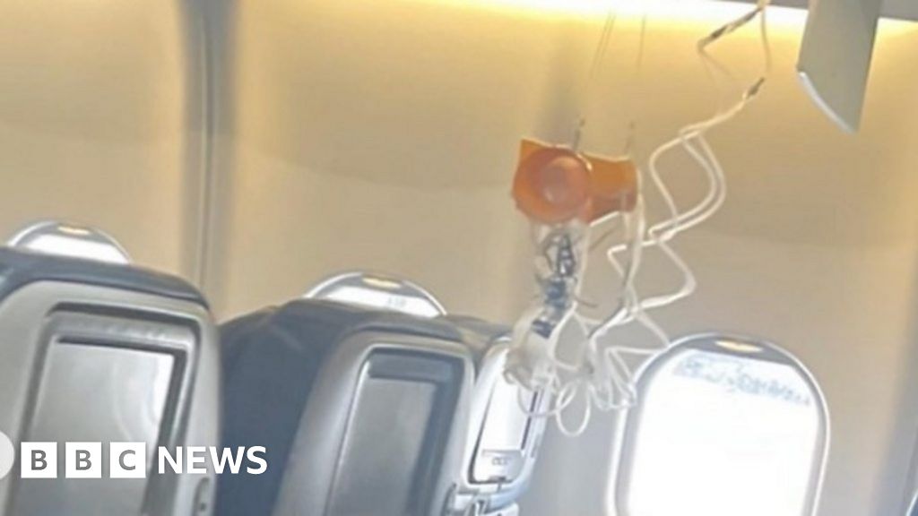 Chaos as severe turbulence hits Hawaiian Airlines plane