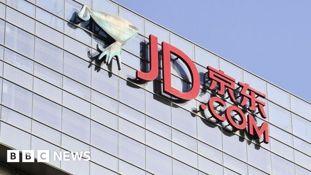 China's JD.com raises almost $4bn in Hong Kong share sale
