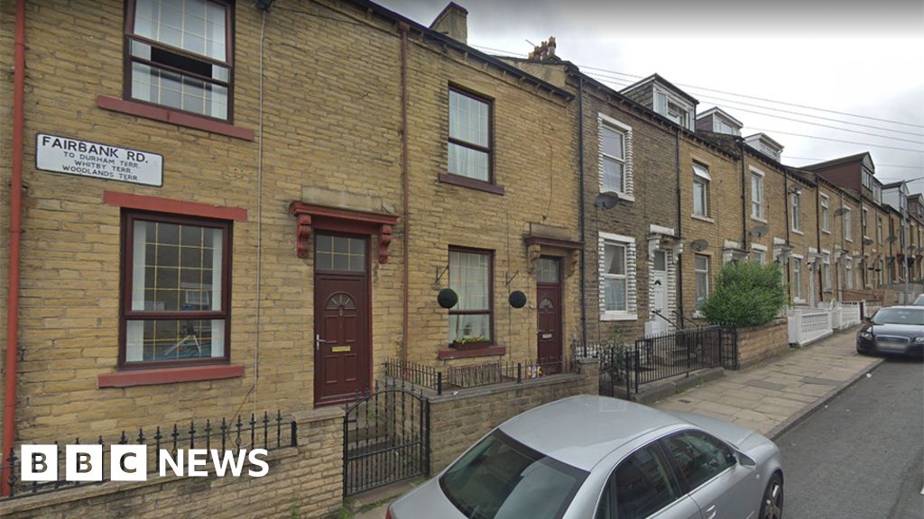 Attempted Murder Charges Brought Over Bradford House Fire - BBC News