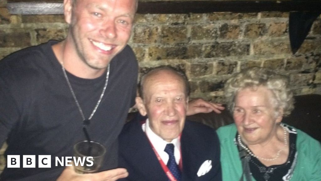 Elderly Ravers Tear Up Fabric Dancefloor With Tea And Tequila