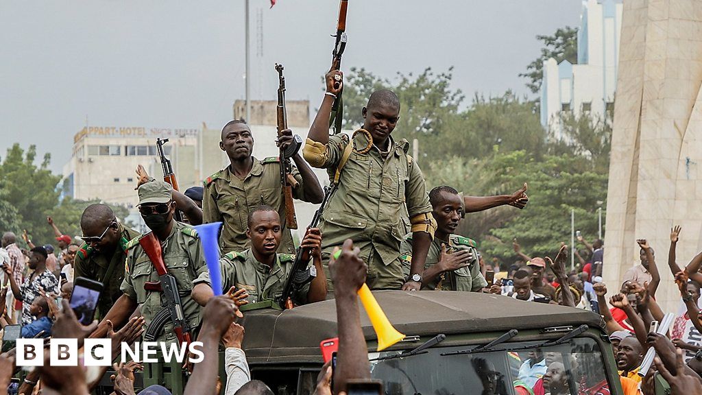 Mali President And PM Arrested By Mutinying Soldiers In Apparent Coup ...