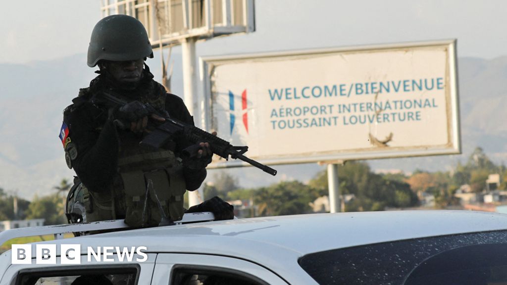 Haiti gangs try to take over Port-au-Prince airport