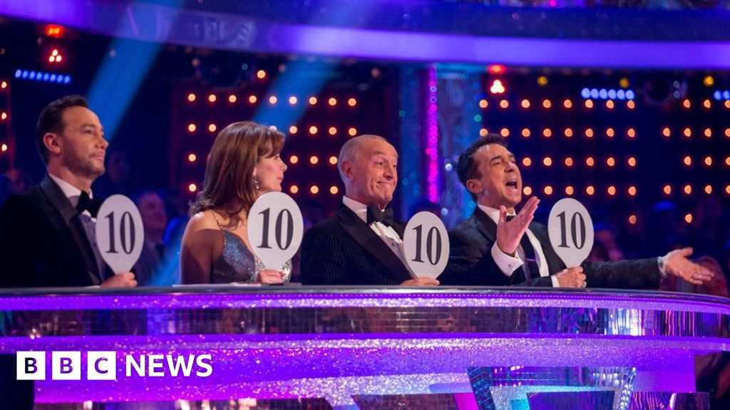 Strictly Come Dancing Christmas special winner announced BBC News