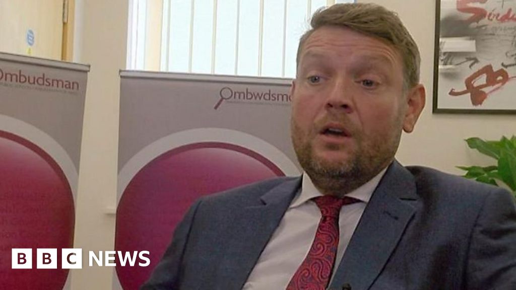 More To Do To Stop Welsh Nhs Complaints Ombudsman Says Bbc News