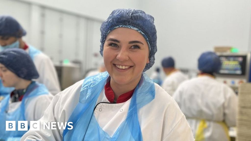 War in Ukraine 'Working in the UK takes my mind off Ukraine'