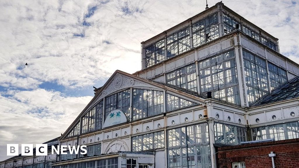 Great Yarmouth Winter Gardens given £10m lottery funding BBC News