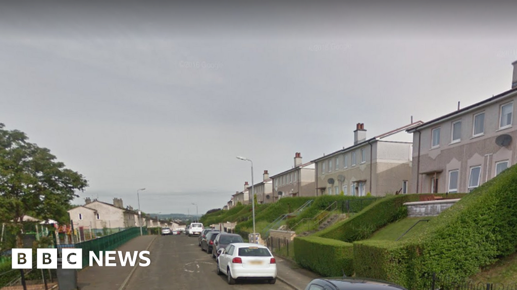 Firefighters tackle blaze at house in Clydebank BBC News