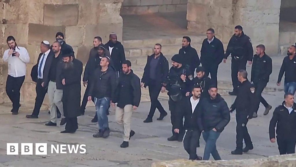 Israeli minister Itamar Ben-Gvir visits contested Jerusalem holy site