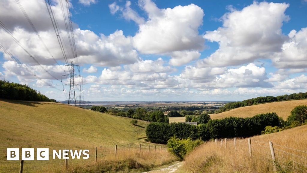 New power line planned to carry green energy from Hull to Midlands 