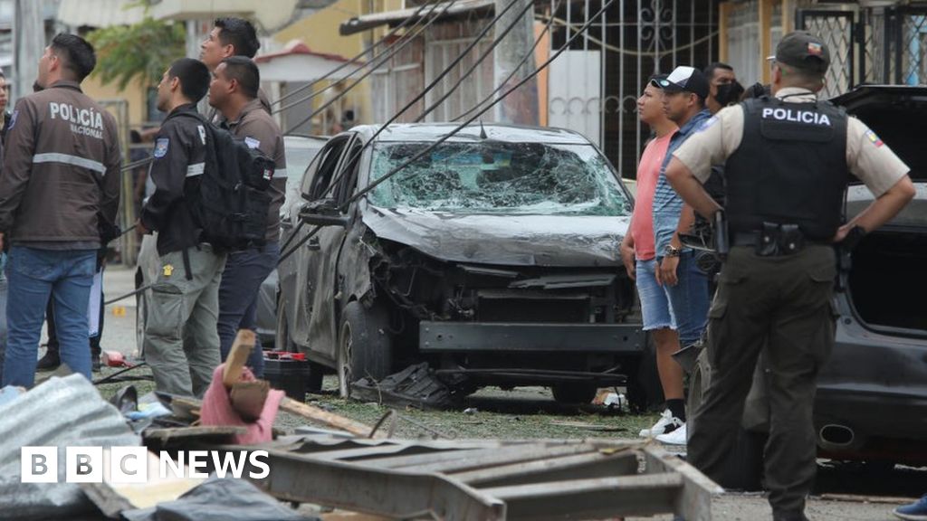 Guayaquil: Ecuador blast 'declaration of war' by gangs