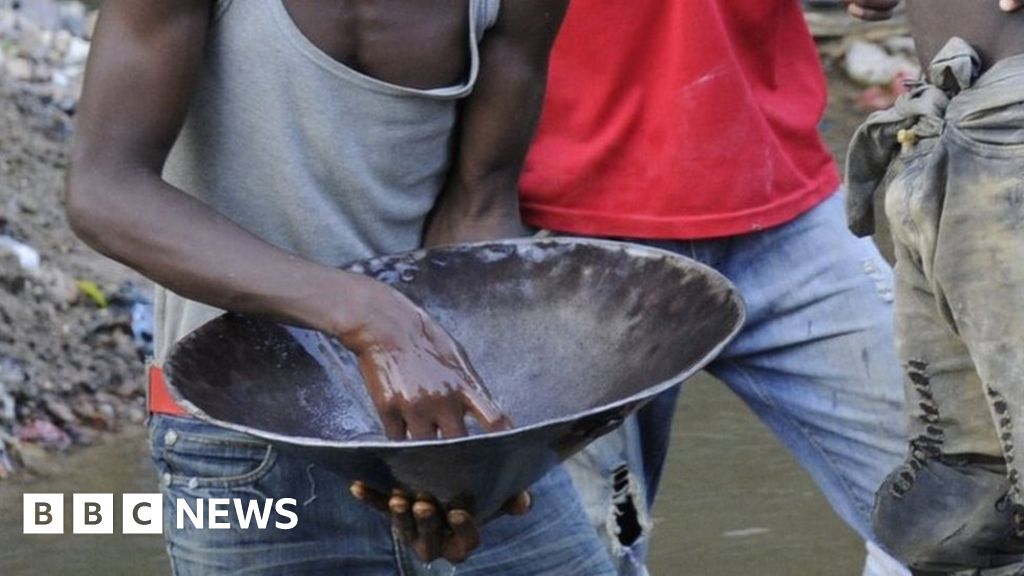 Liberia Illicit Gold Mine Collapse Five Bodies Found Bbc News