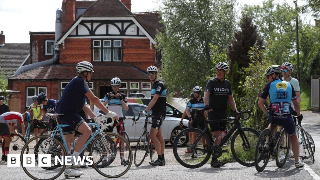 Cyclists Increase Cafe Visits After Council's Meeting Ban