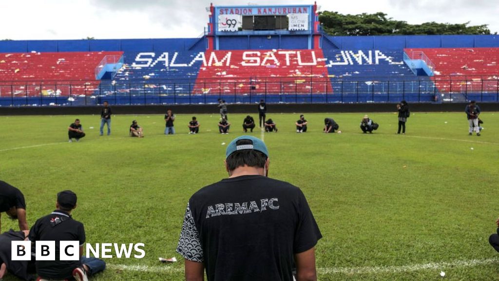 Kanjuruhan stadium: Indonesia to demolish site of arena disaster