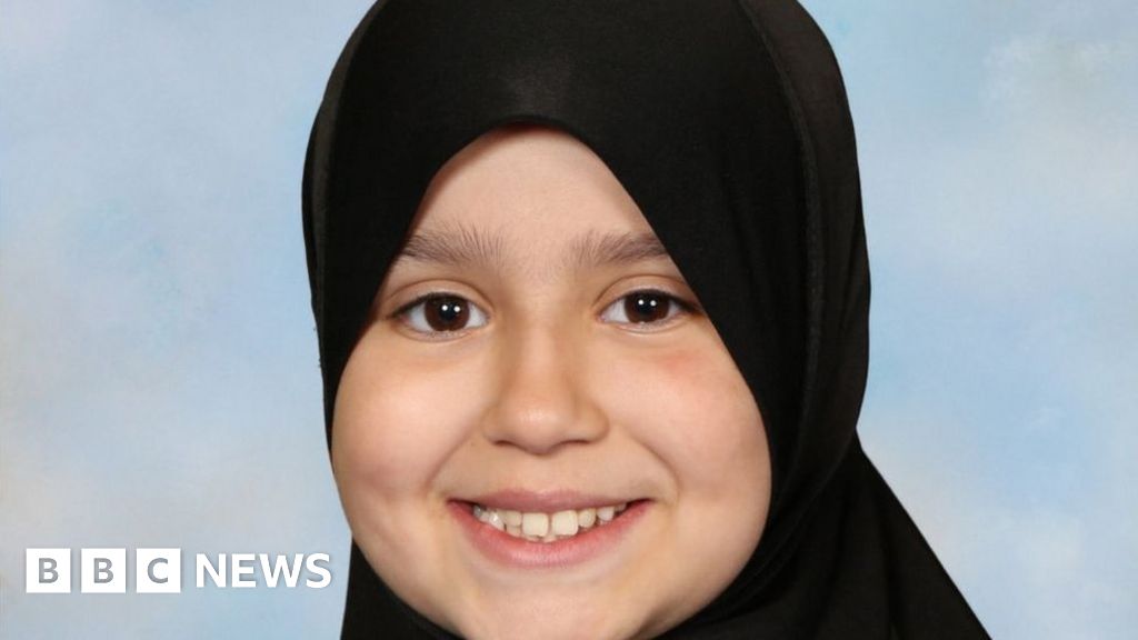 Sara Sharif: Surrey Police release new images of girl