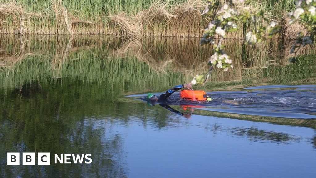 ExGloucestershire lifeguard to swim River Avon for charity BBC News