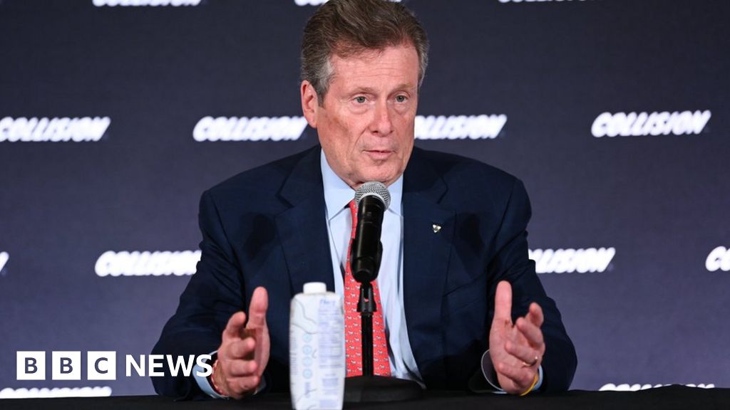 John Tory: Toronto mayor quits after affair with ex-staffer during pandemic – BBC
