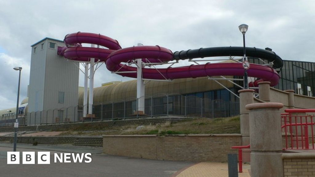 Rhyl's new promenade water park plans approved BBC News
