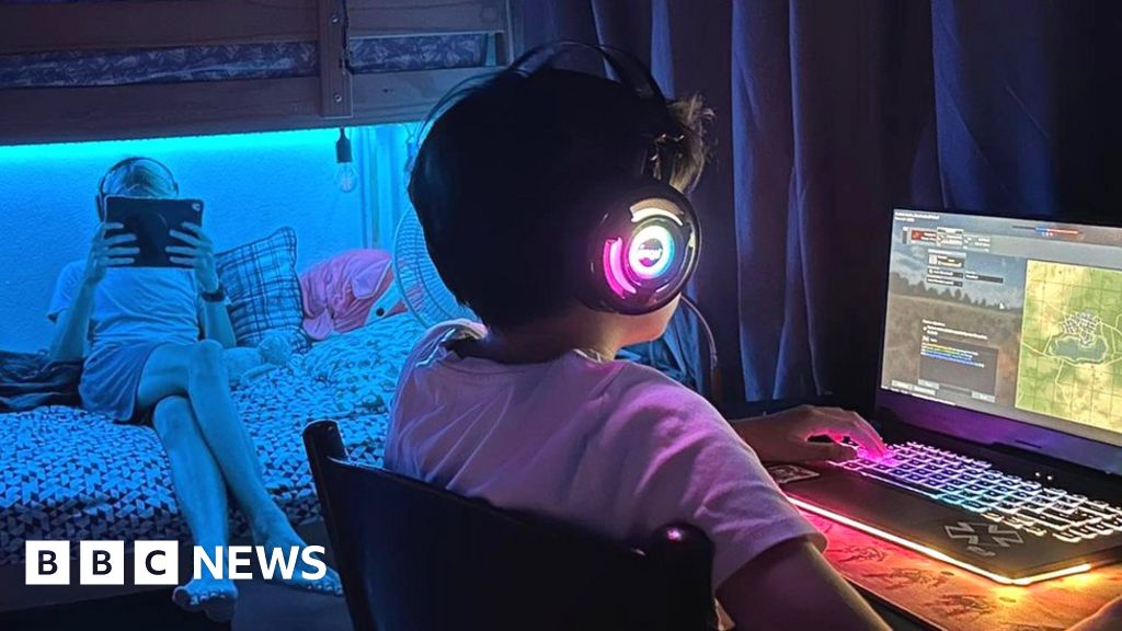 How playing video games could get you a better job - BBC News