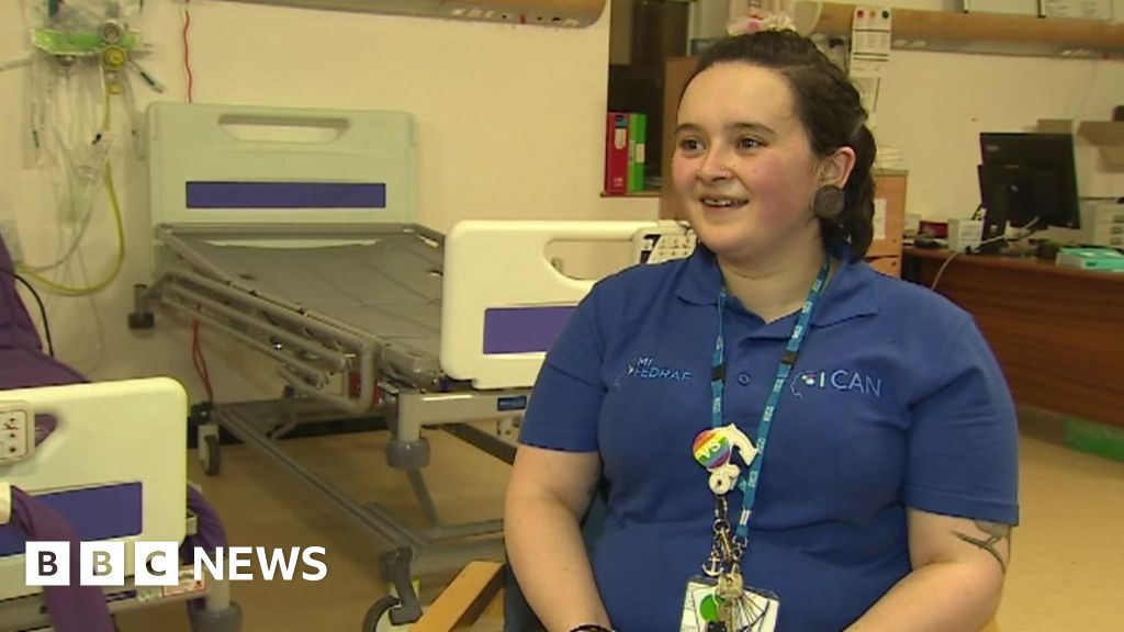 Mental health: North Wales A&E support scheme extended Mental health: North Wales A&E support scheme extended