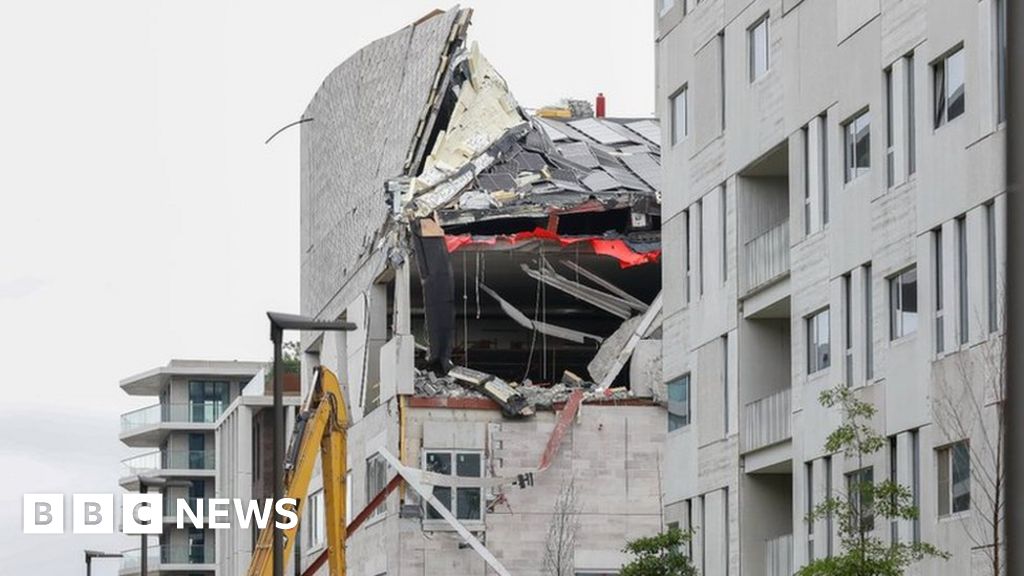 Antwerpen: Vijf bouwvakkers kwamen om op de plaats van een ingestort schoolgebouw