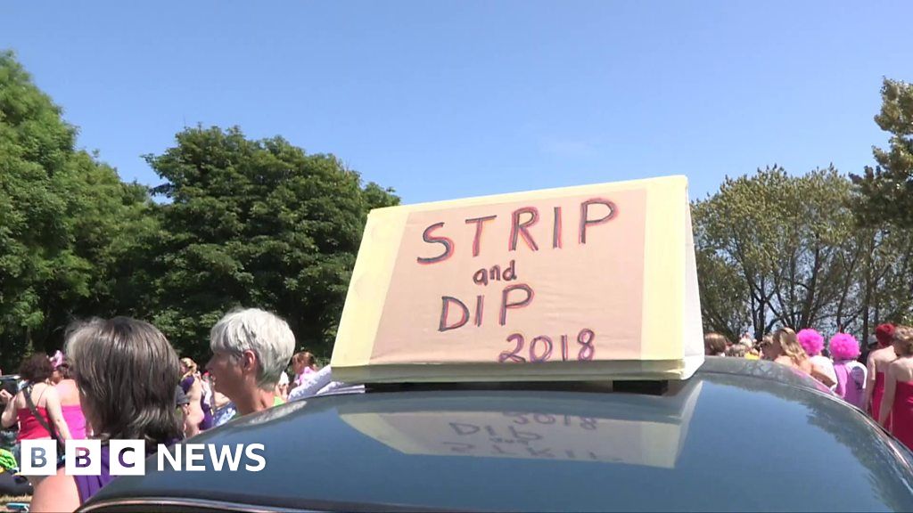 World Record Set For Largest Skinny Dip On Co Wicklow Beach Bbc News