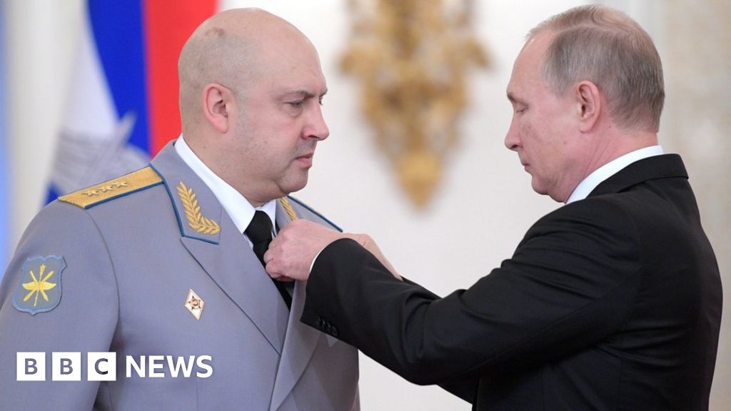 general-sergei-surovikin-who-is-putin-s-hard-line-new-commander-in-ukraine