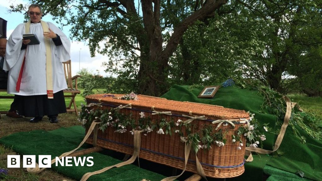 A grave business The rise of alternative funerals BBC News