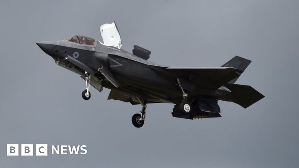 Video appears to show UK F-35 fighter crash after take-off