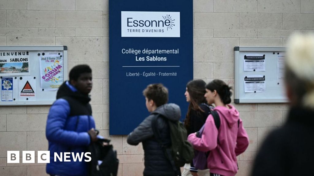 Francuski uczeń zmarł po pobiciu w pobliżu szkoły