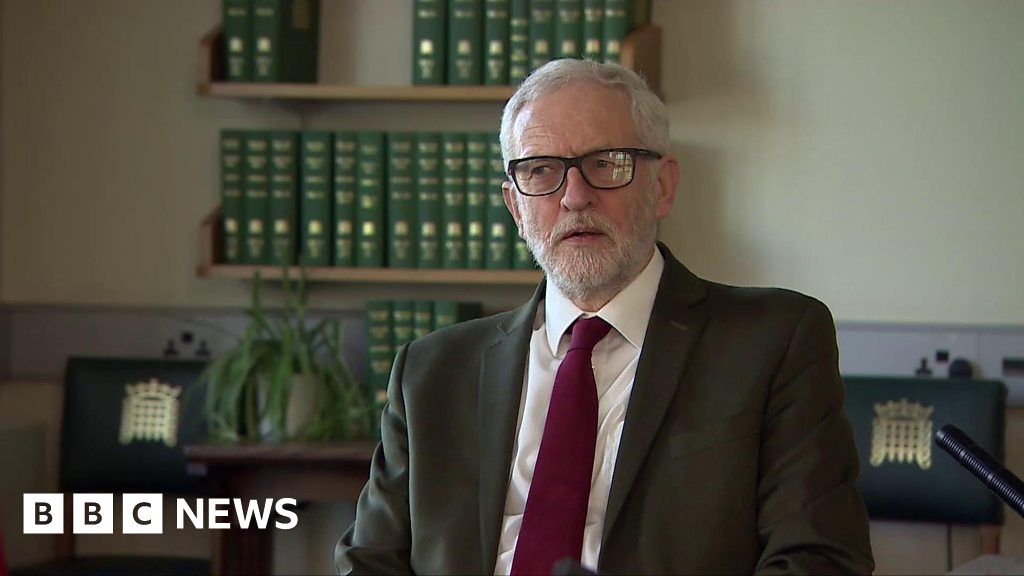 Coronavirus: Jeremy Corbyn says government has been 'too slow'