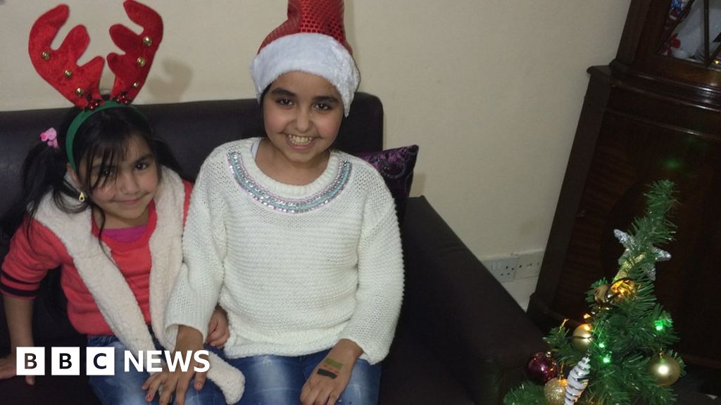 Syrians Spending First Christmas In Uk Bbc News