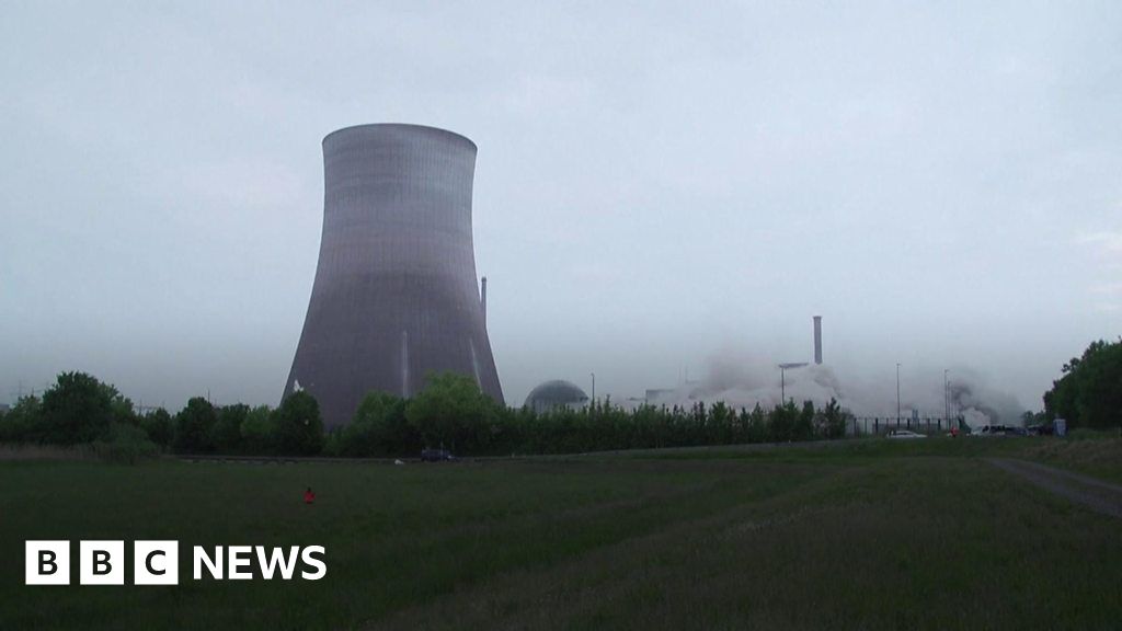 Spectacular demolition at German nuclear site