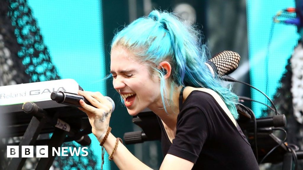 in earpiece for singers
