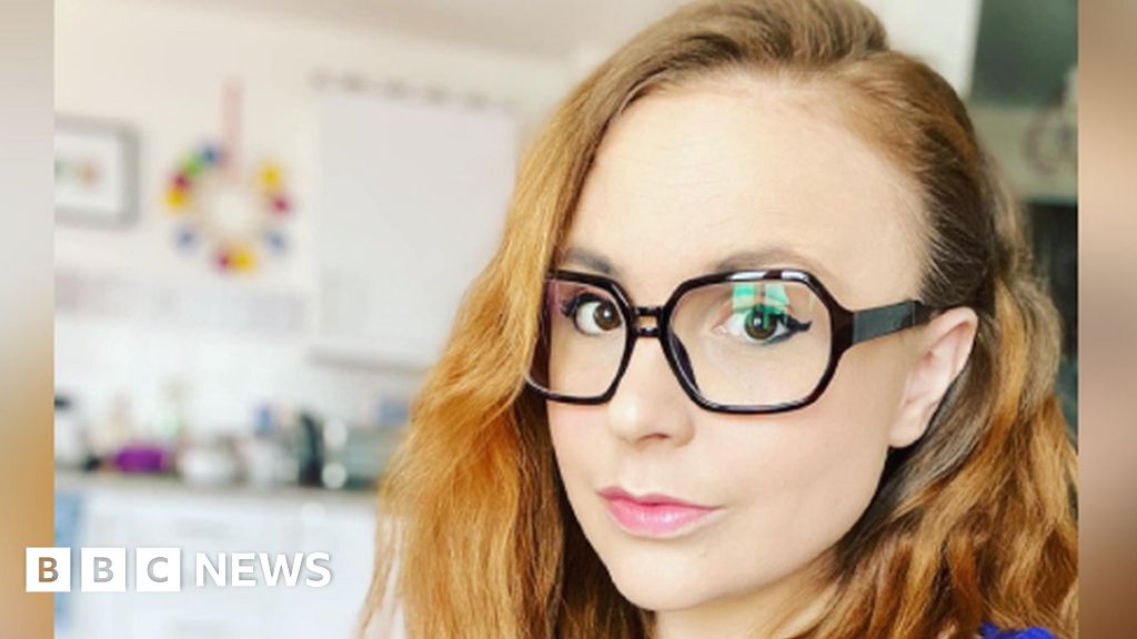 Crohn's disease: 'I lived on bran flakes and sweets for a year'