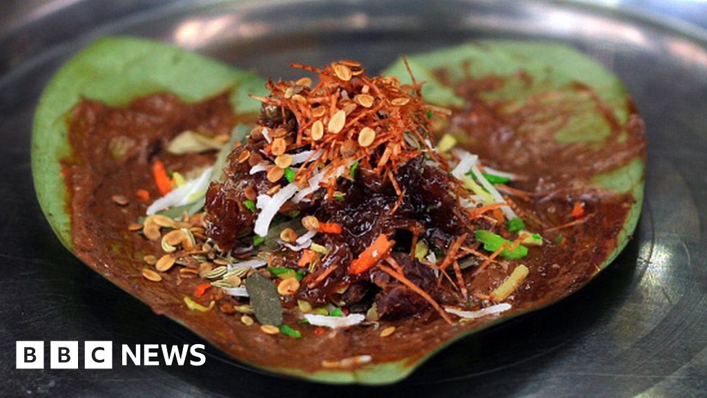 Oreo fritters to teacup pizza: Indian street food gets trendy