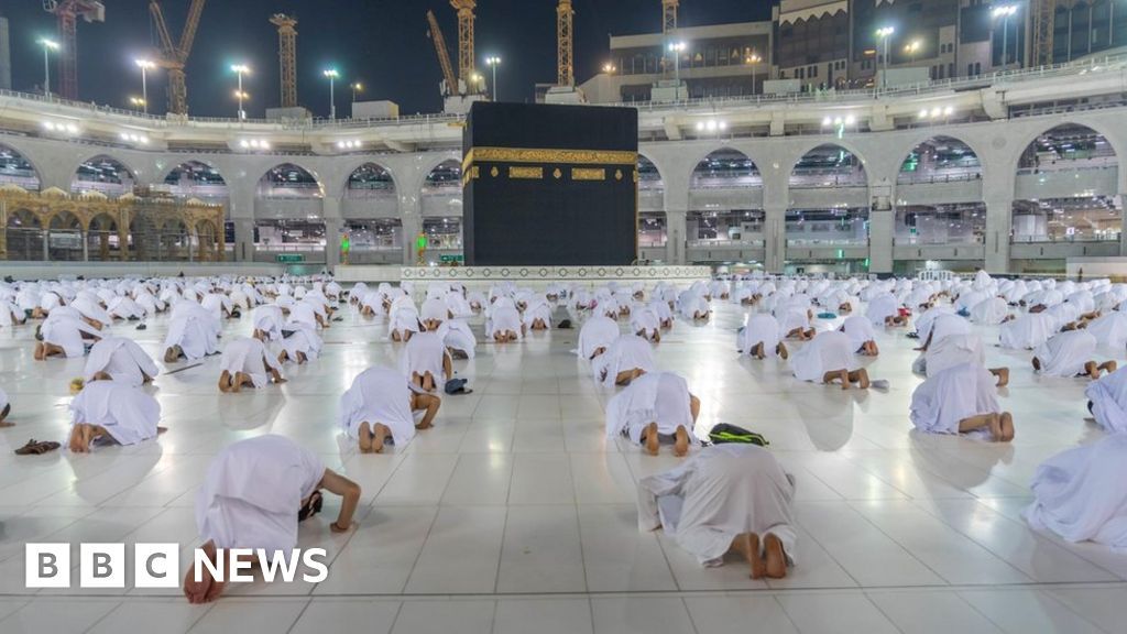 Saudi Arabia to allow in vaccinated Umrah pilgrims