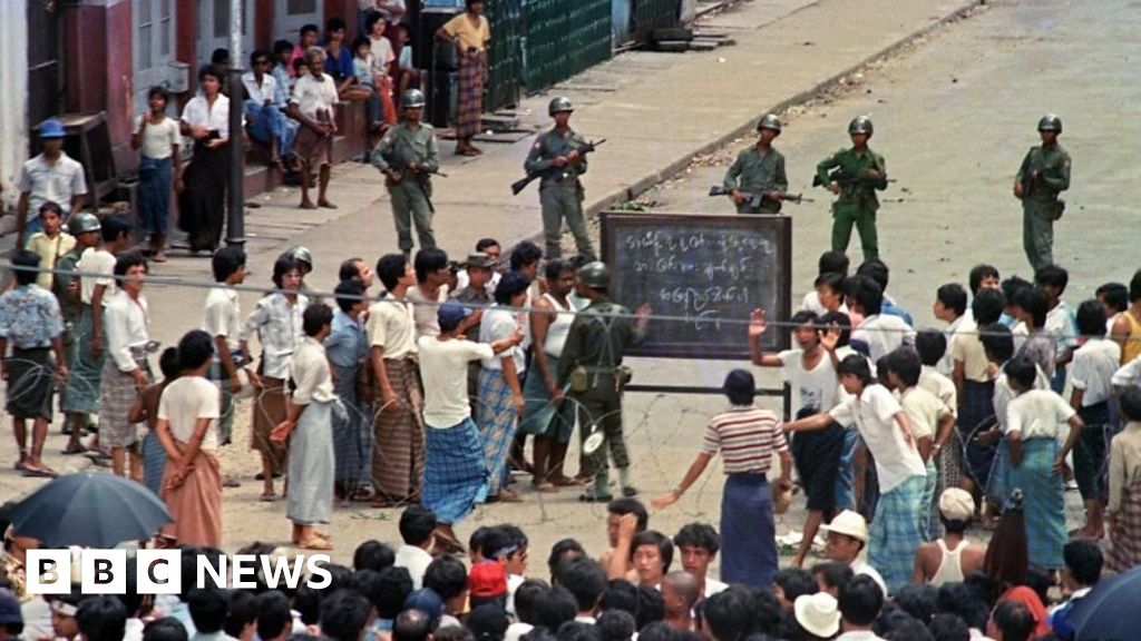 Remembering the 1988 Burma Uprising - BBC News