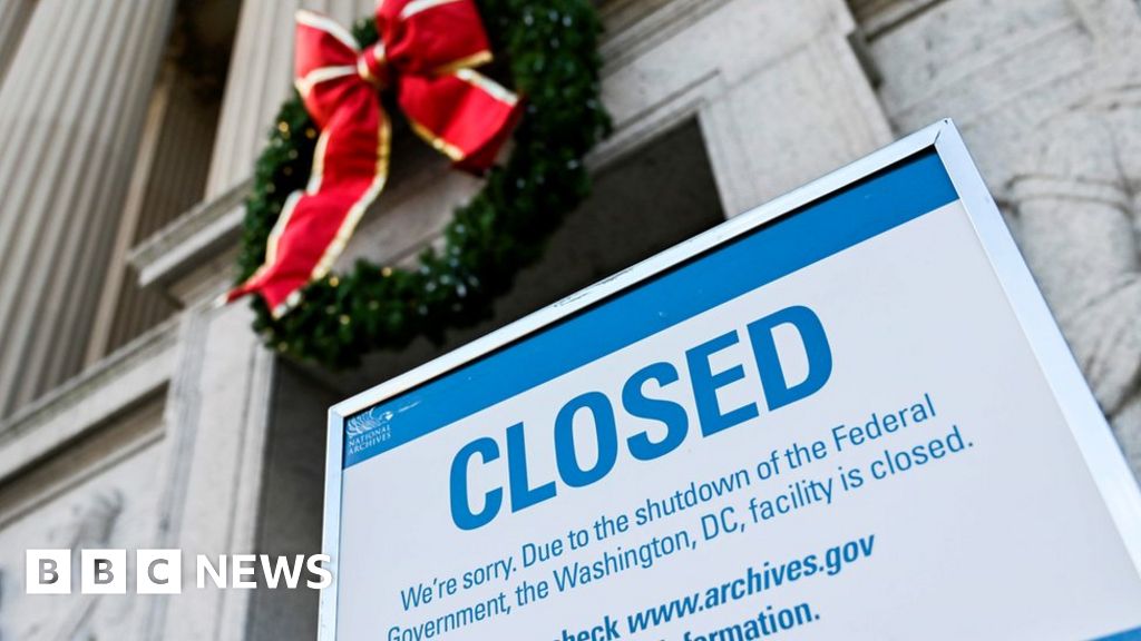 Vibrant White House Government Shutdown Clock Kept Ticking, Days After Impasse Ended Scene for Desktop Vibrant White House Government Shutdown Clock Kept Ticking, Days After Impasse Ended Scene for Desktop