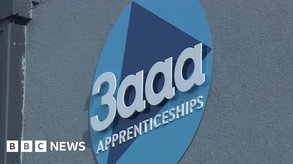 Criminal investigation into training firm 3aaa collapse dropped - BBC News