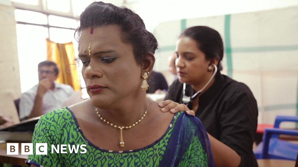 The clinic helping India's transgender people - BBC News