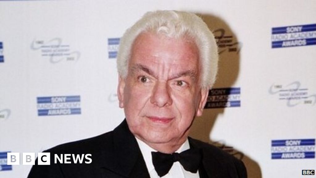 Obituary: Barry Cryer