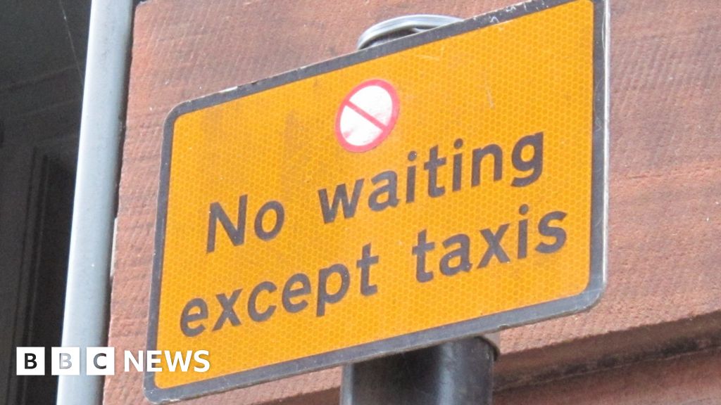 Dumfries and Galloway taxi service review nears destination - BBC News