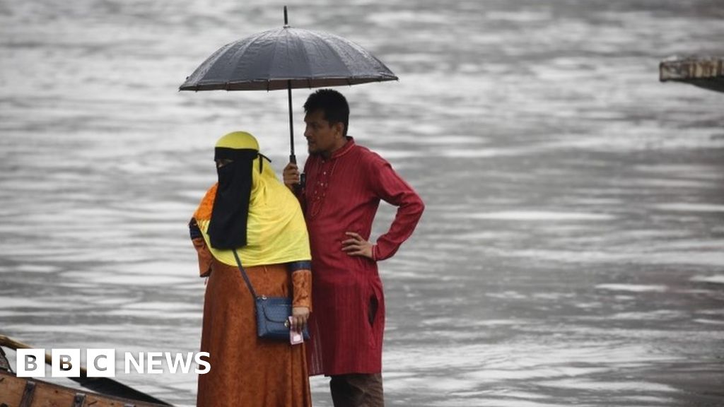 Cyclone Bulbul kills 13 across India and Bangladesh
