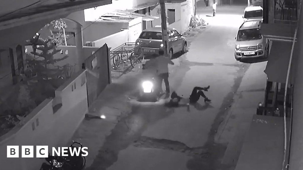 Bangalore Sex Attacks Cctv Captures Horror On 1 January Bbc News