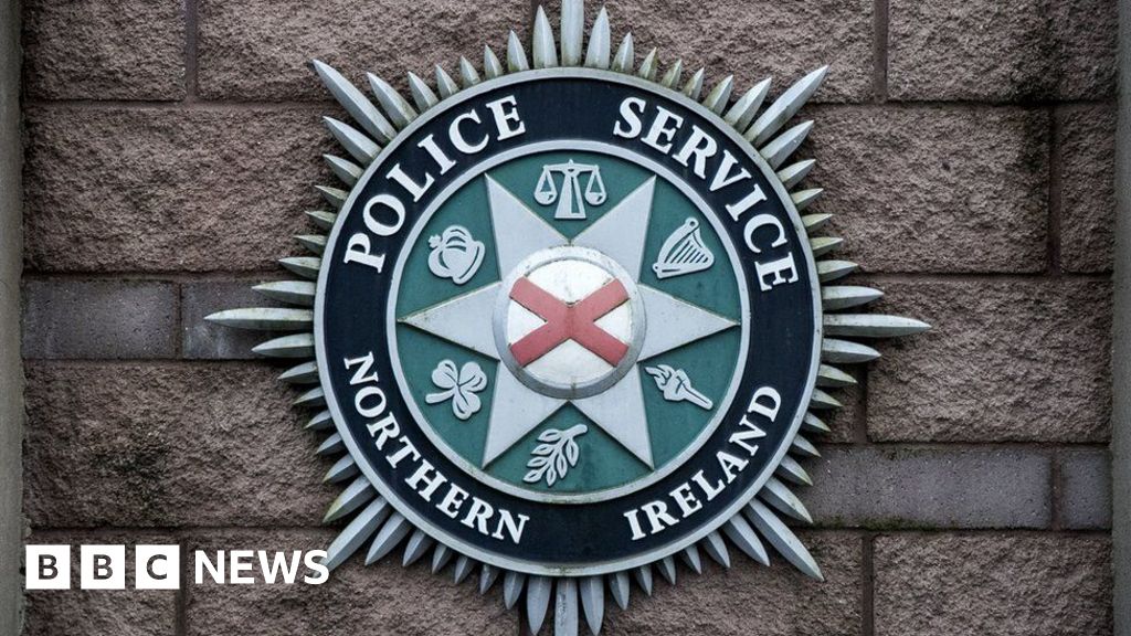 West Belfast: Six arrested in connection with paramilitary activity ...